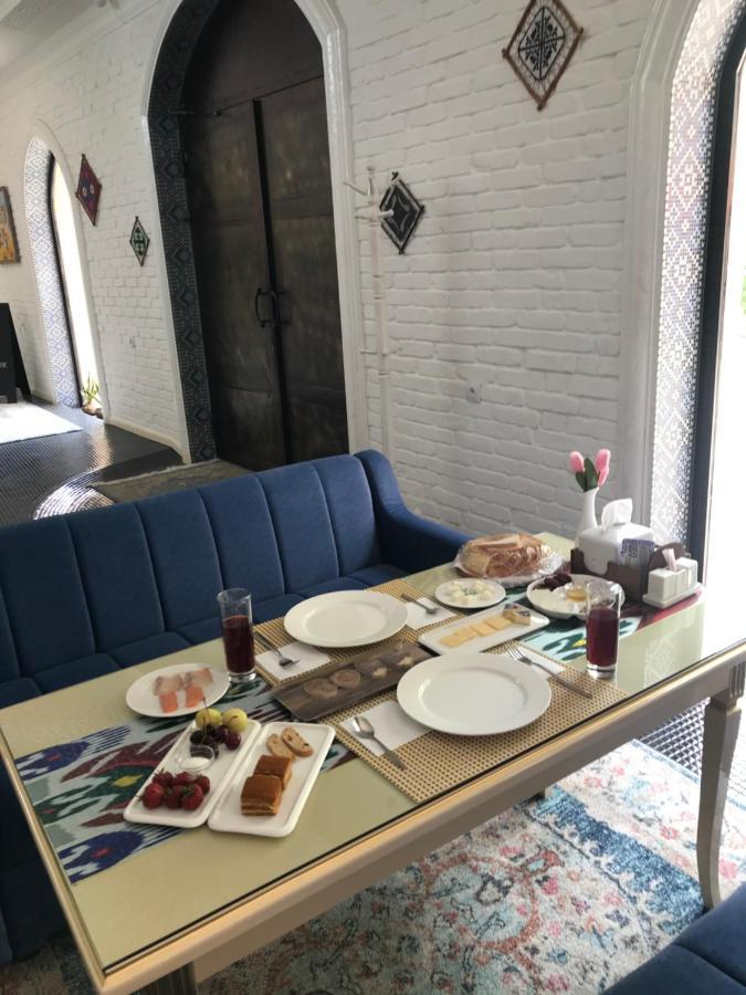 Khan Orda Hotel Tashkent Ngoại thất bức ảnh